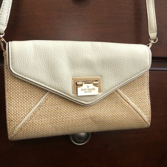 Kate Spade wallet clutch with optional crossbody - Picture 2 of 3